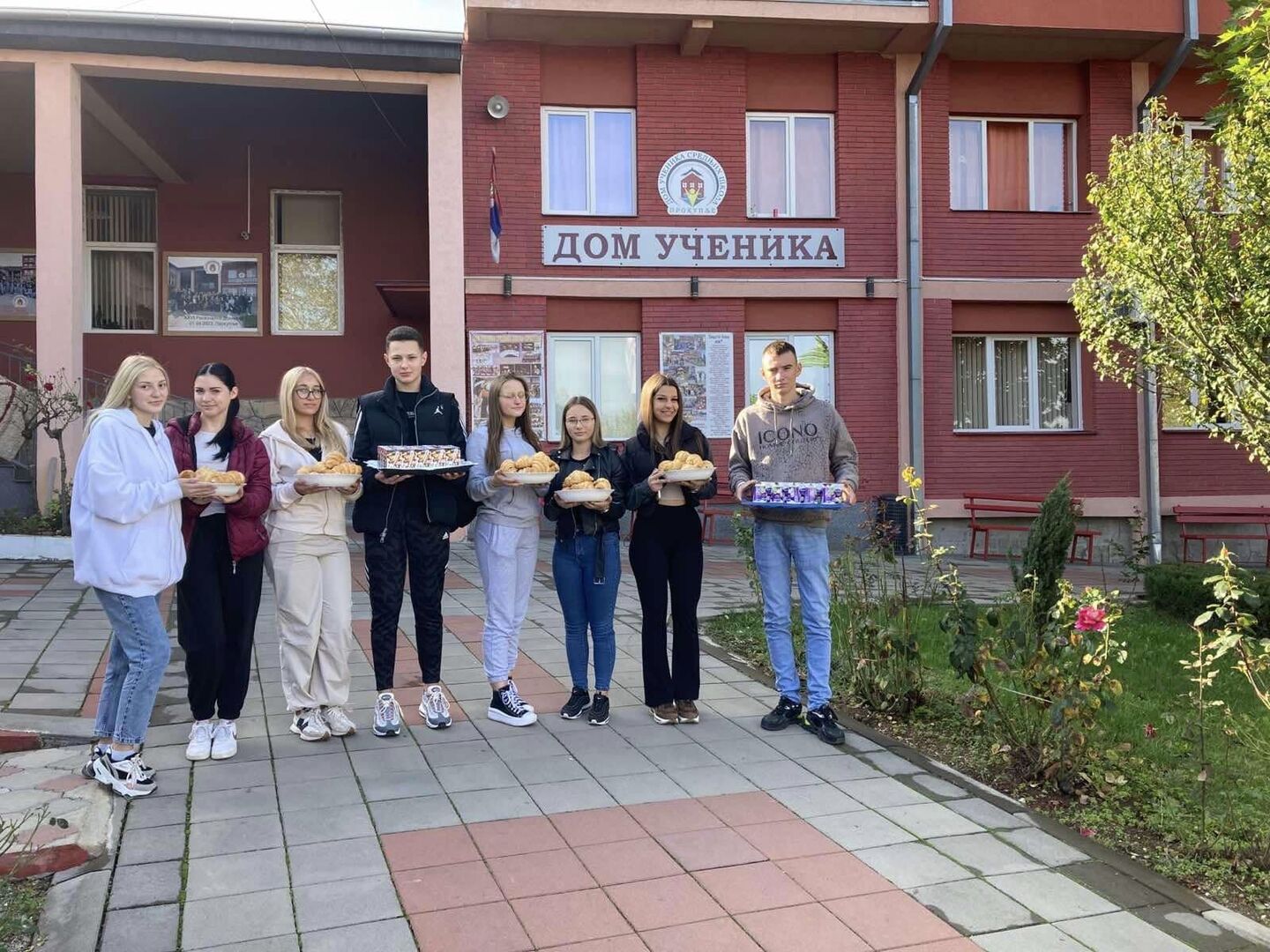 Сарадња и дружење нашег и Парламента ОШ 